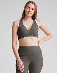 gray sports bra.